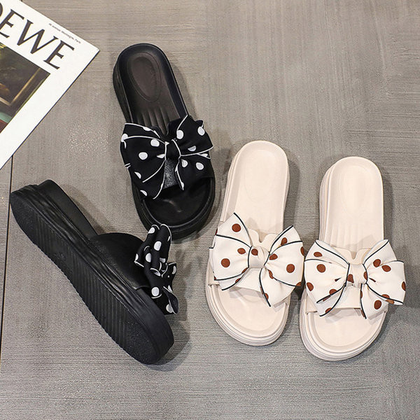 Naiste platvormsussid ja tekstiilpael