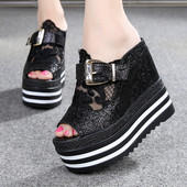 Papuci de dama cu platforma inalta si efect stralucitor