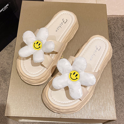 Ženske papuče sa 3D cvjetovima