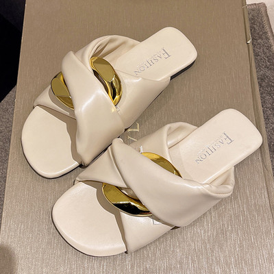 Μοντέρνες γυναικείες παντόφλες με δερμάτινα λουριά - πολλά χρώματα