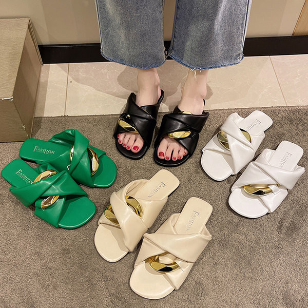 Μοντέρνες γυναικείες παντόφλες με δερμάτινα λουριά - πολλά χρώματα