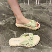 Casual γυναικείες παντόφλες με σταυρωτά δερμάτινα λουράκια