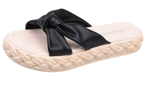 Casual γυναικείες παντόφλες με σταυρωτά δερμάτινα λουράκια