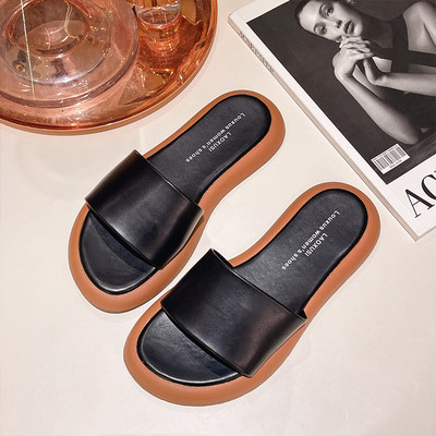 Ležerne ženske papuče s ravnim potplatom