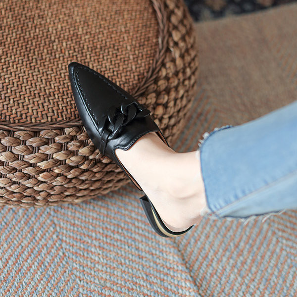 Ženske papuče od umjetne kože na špic