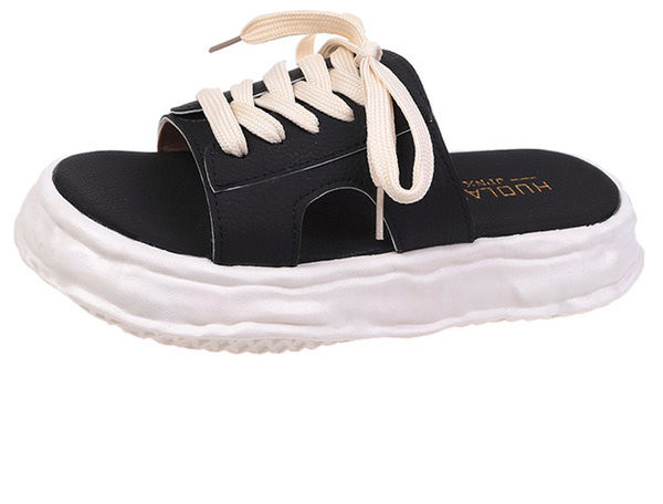 Ležerne papuče s ravnim potplatom i vezicama