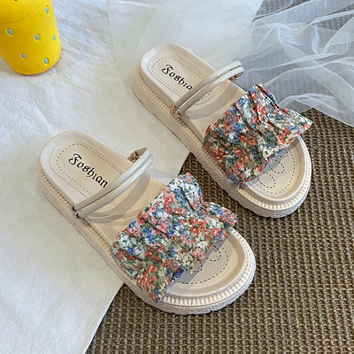 Casual παντόφλες με φλοράλ μοτίβο