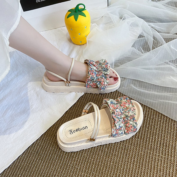 Casual παντόφλες με φλοράλ μοτίβο