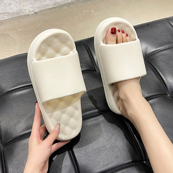 Naiste kummist sussid reljeefse tallaga