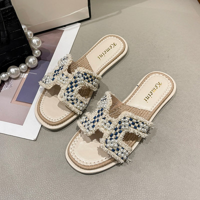 Moderne ženske papuče s ravnim potplatom