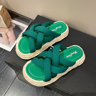 Ежедневни чехли с равна подметка - в три цвята