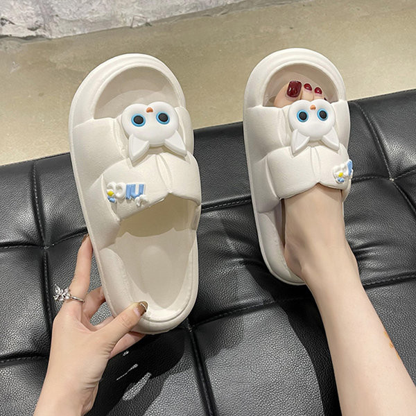 Ženske gumene papuče sa 3D aplikacijom