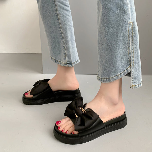 Ежедневни дамски чехли с панделка и равна подметка