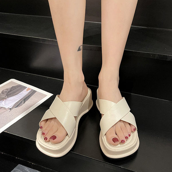 Ženske kožne papuče s visokim potplatom 5 cm