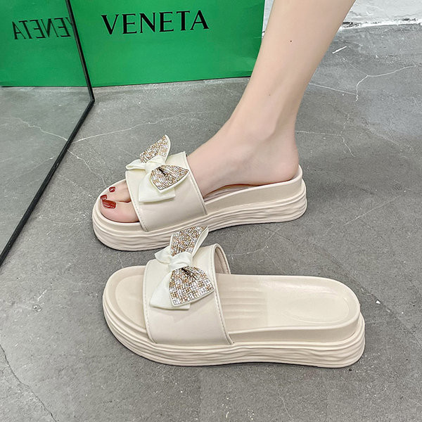 Нов модел дамски чехли с панделка  -два цвята