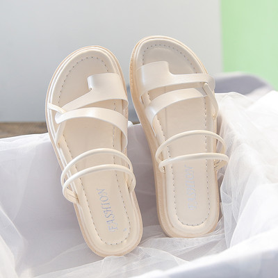 Γυναικείες παντόφλες με σταυρωτά λουράκια από έκο δέρμα