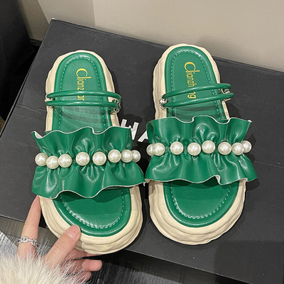 Дамски чехли от изкуствена кожа с перли и висока платформа 3см