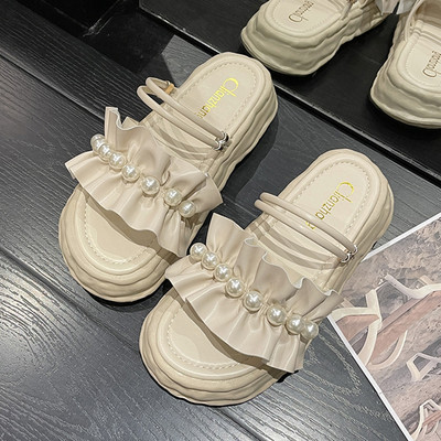 Дамски чехли от изкуствена кожа с перли и висока платформа 3см