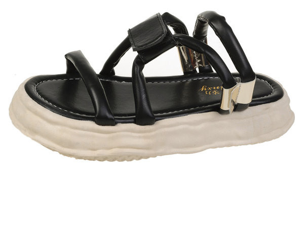 Naiste vabaaja sussid kunstnahast rihmadega