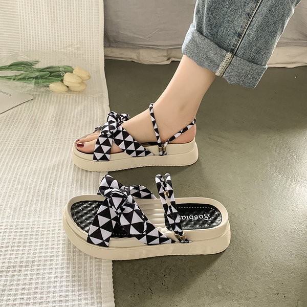 Elegantne ženske papuče s trakom i visokim potplatom 4,5 cm