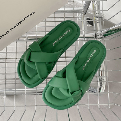 Кожени чехли с равна подметка в четири цвята