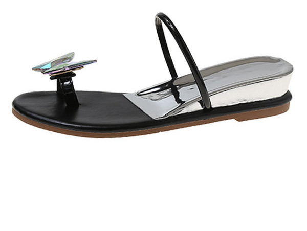 Novi model ljetnih ženskih papuča kroz prste