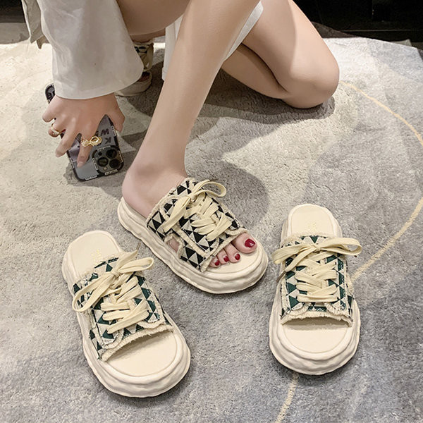 Дамски текстилни чехли с връзки и дебела подметка 3.5см 