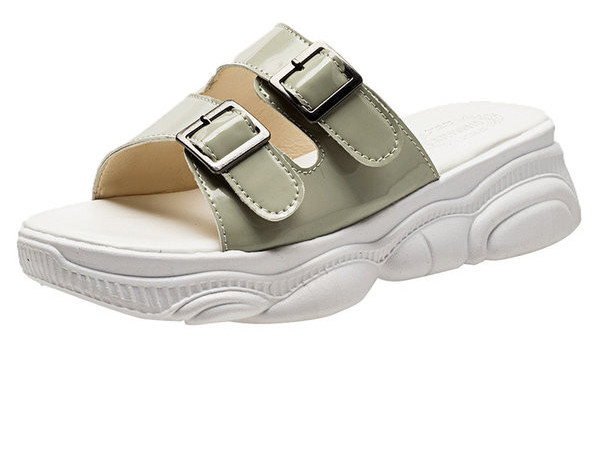 Igapäevased pandlaga naiste sussid – kolme värvi