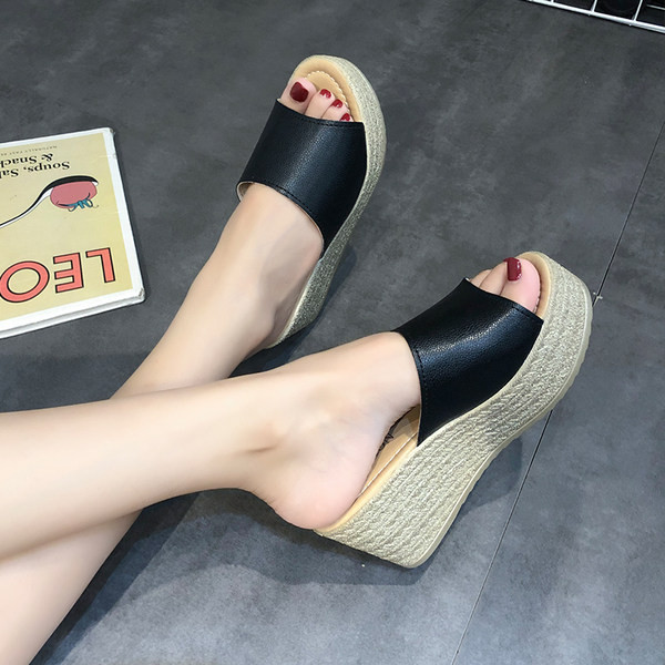 Έκο δερμάτινες παντόφλες με ψηλή πλατφόρμα 7 cm για γυναίκες