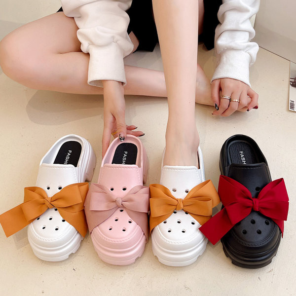 Naiste kroksid paelaga - kolme värvi