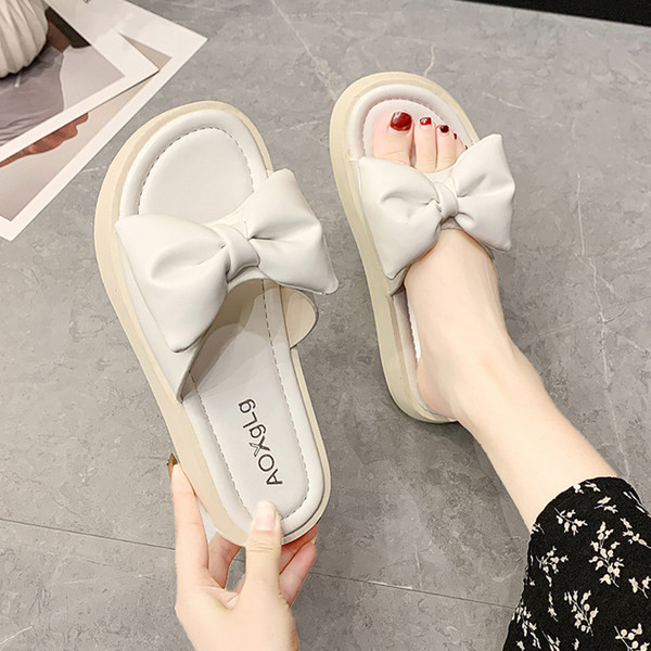 Naiste vabaaja sussid paelaga - mitut värvi