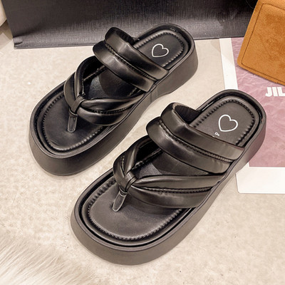 Ежедневни кожени чехли между пръстите