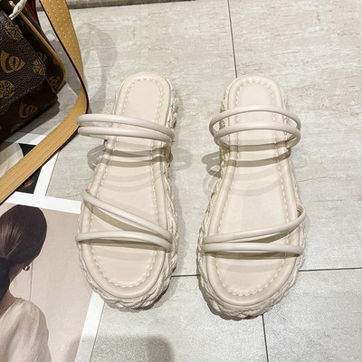 Ежедневни дамски чехли с кожени каишки