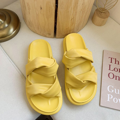 Дамски чехли с меки кръстосани каишки