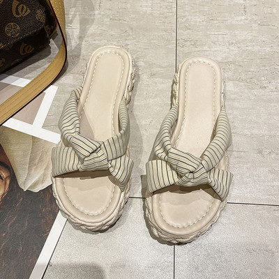 Дамски ежедневни чехли с равна подметка нов модел