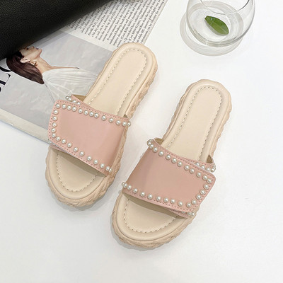 Дамски чехли на платформа - от еко кожа с перли