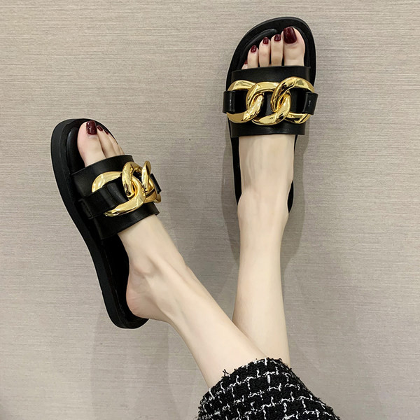 Дамски чехли с равна подметка и метална верига 