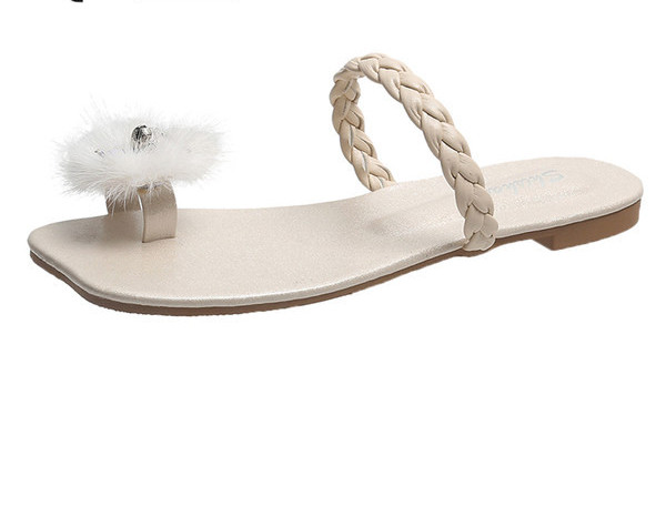 Ženske papuče s ukrasom i puhom