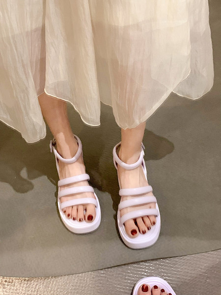 Ležerne ljetne sandale na petu