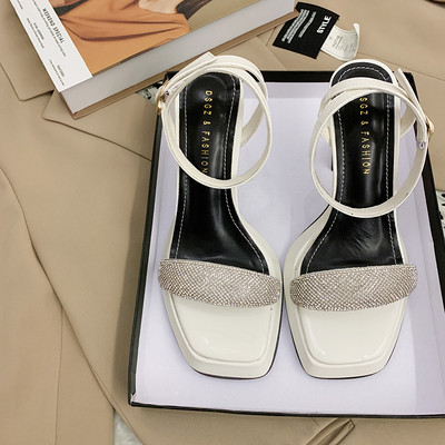 Elegantsed naiste sandaalid kividega - mitut värvi