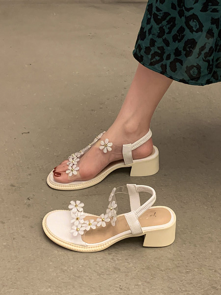 Moodsad 3D lilledega sandaalid