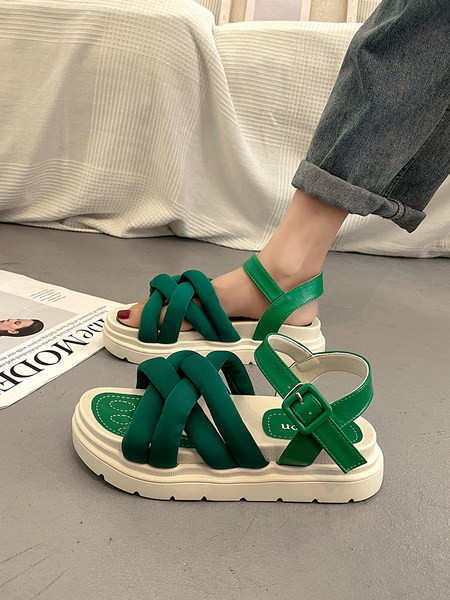 Novi model ženskih sandala sa ukrštenim remenčićima - tri boje