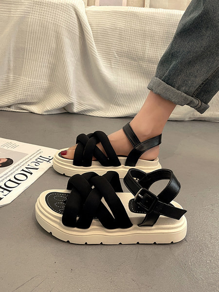 Novi model ženskih sandala sa ukrštenim remenčićima - tri boje