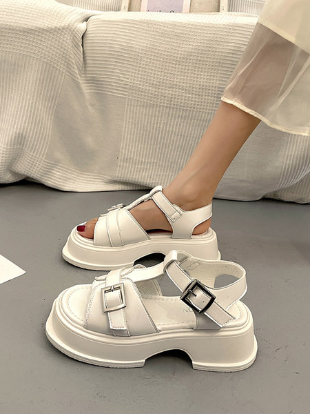 Ženske sandale od eko kože sa metalnom kopčom