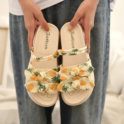 Laisvalaikio sandalai su spalvotu raštu moterims