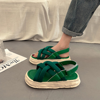 Γυναικεία πέδιλα με patch και σόλα 5 cm