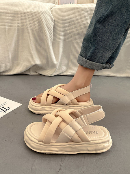 Γυναικεία πέδιλα με patch και σόλα 5 cm