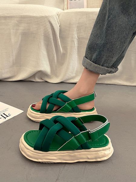 Γυναικεία πέδιλα με patch και σόλα 5 cm