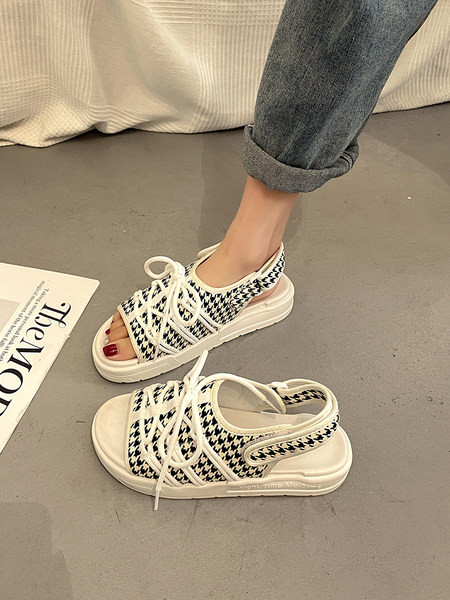 Γυναικεία καρό πέδιλα με κορδόνια