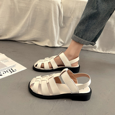 Moderne ženske sandale na čičak